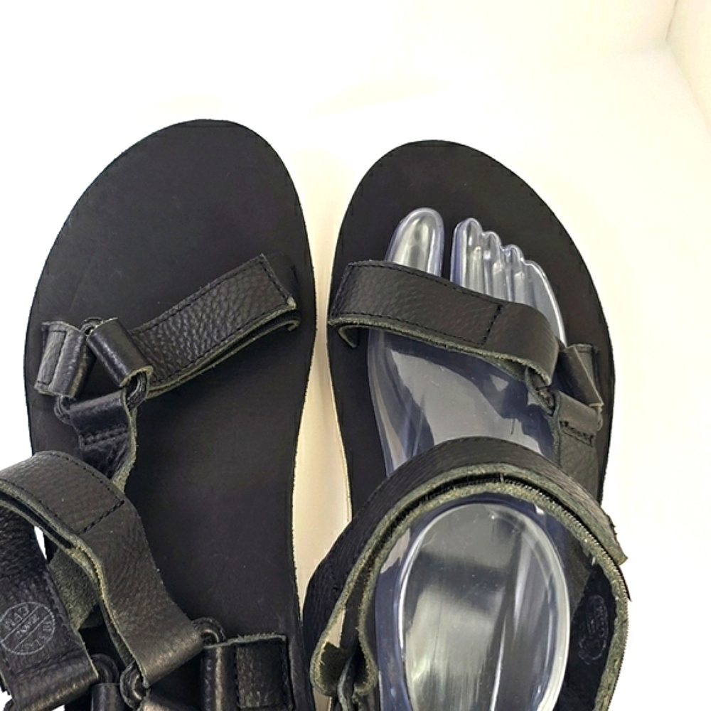 Teva Original universal leather hiking Black Sandals men's size 9